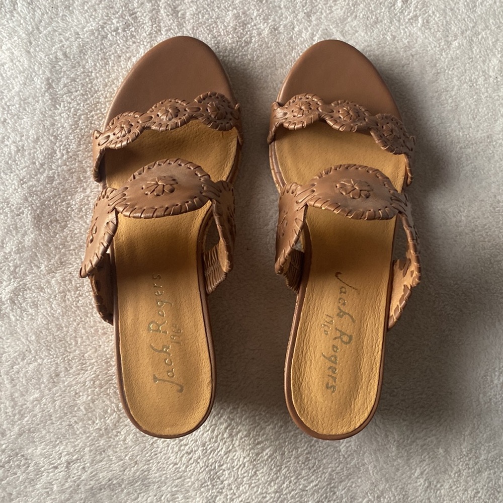 New! Jack Rogers Lauren Mid Wedges size 7M
